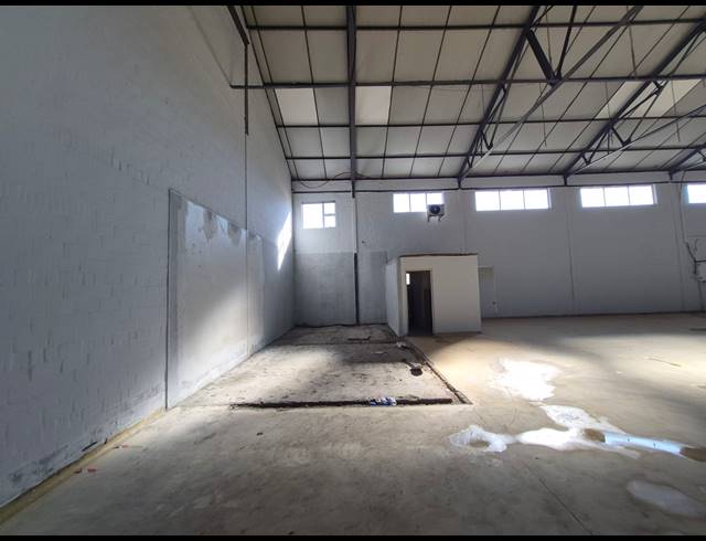2,350M² FACTORY TO LET IN MAITLAND